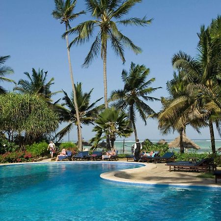 Breezes Beach Club And Spa Bwejuu Bagian luar foto