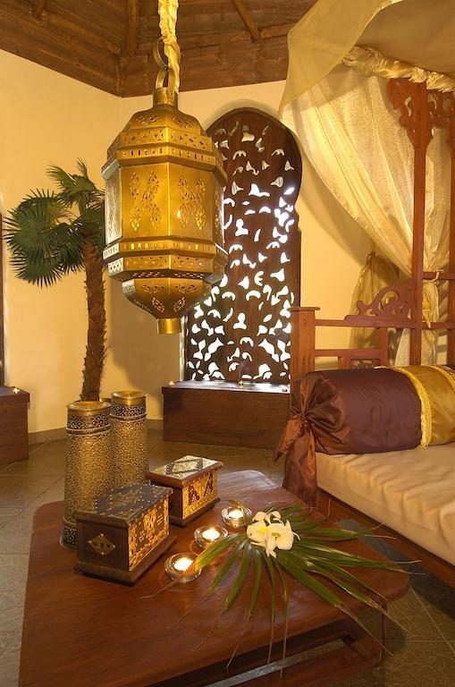 Breezes Beach Club And Spa Bwejuu Bagian luar foto