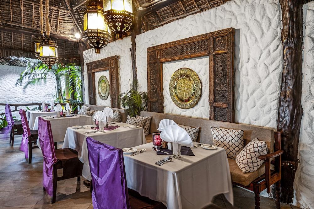Breezes Beach Club And Spa Bwejuu Bagian luar foto