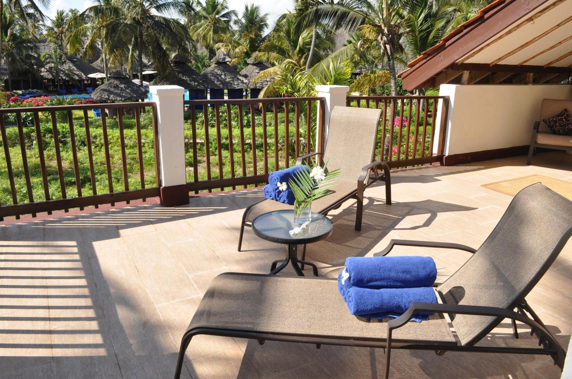 Breezes Beach Club And Spa Bwejuu Ruang foto