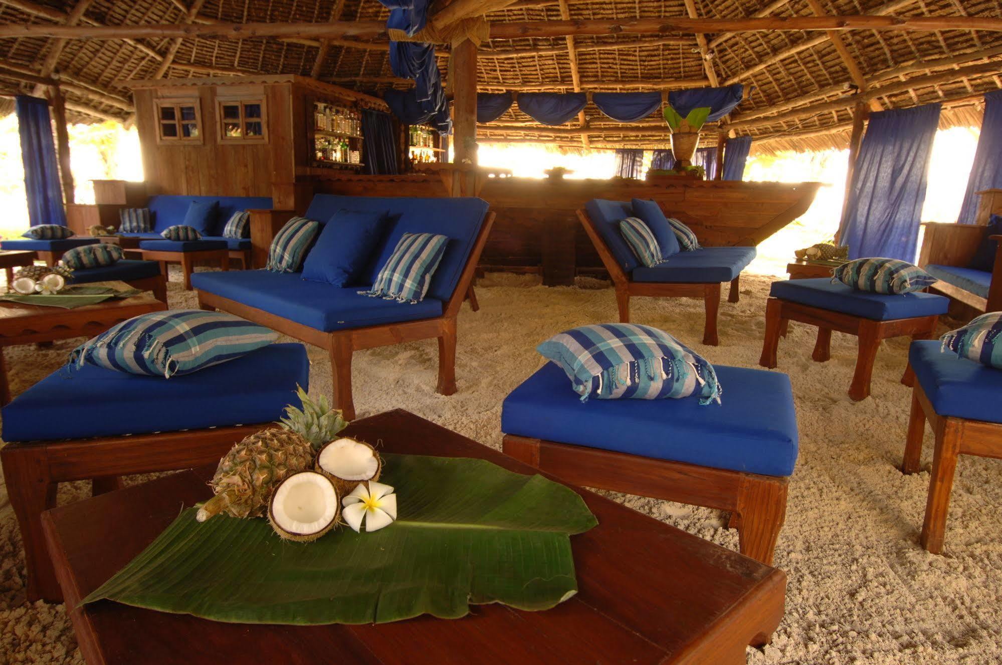 Breezes Beach Club And Spa Bwejuu Bagian luar foto