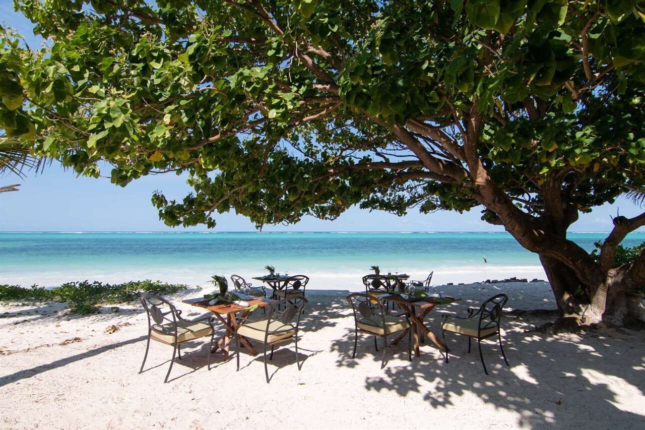 Breezes Beach Club And Spa Bwejuu Bagian luar foto