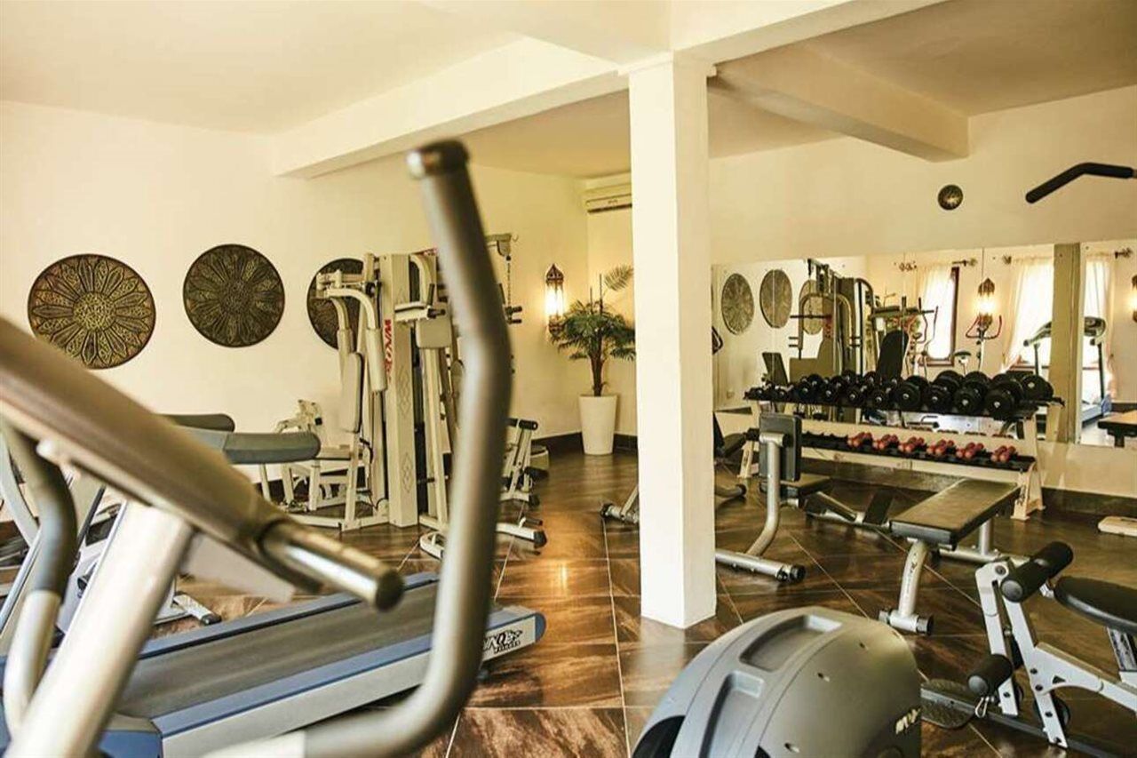 Breezes Beach Club And Spa Bwejuu Bagian luar foto