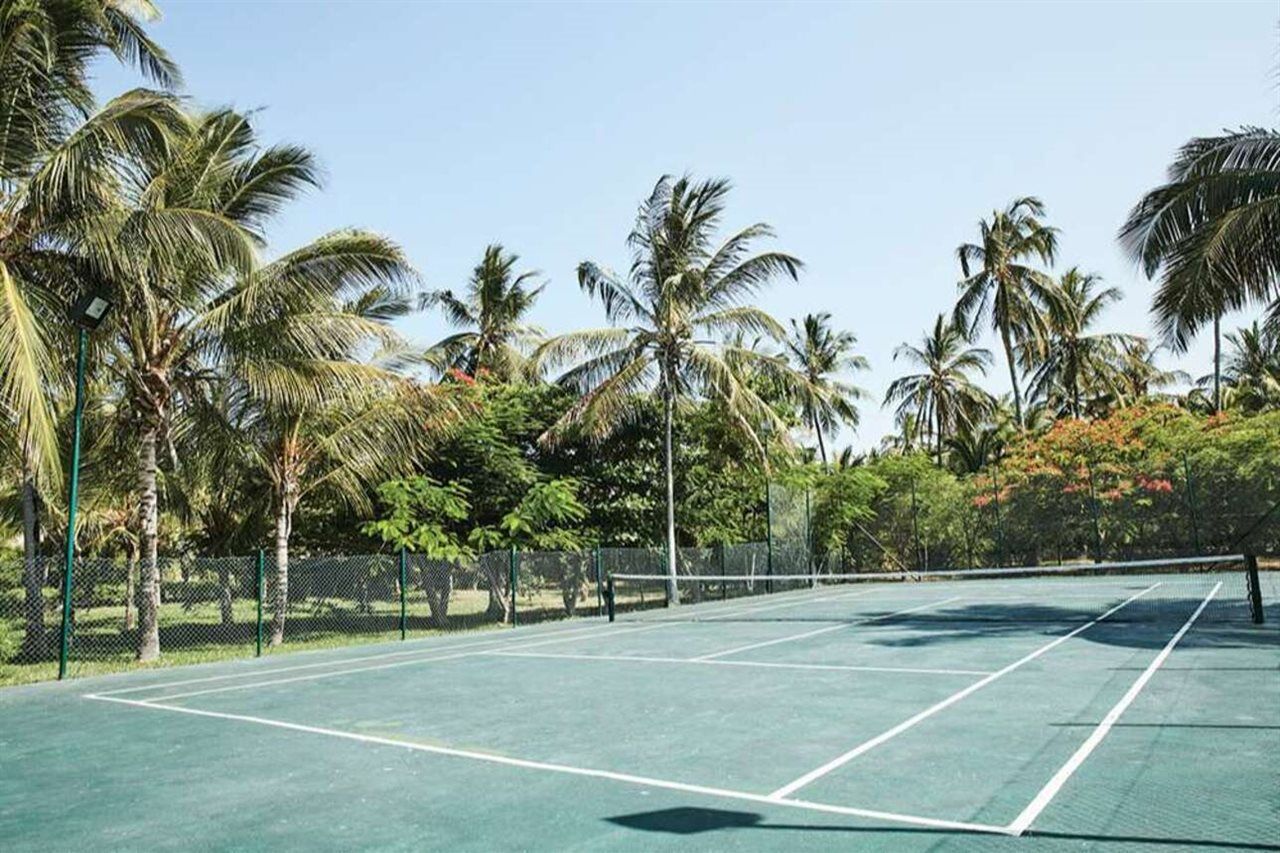 Breezes Beach Club And Spa Bwejuu Bagian luar foto