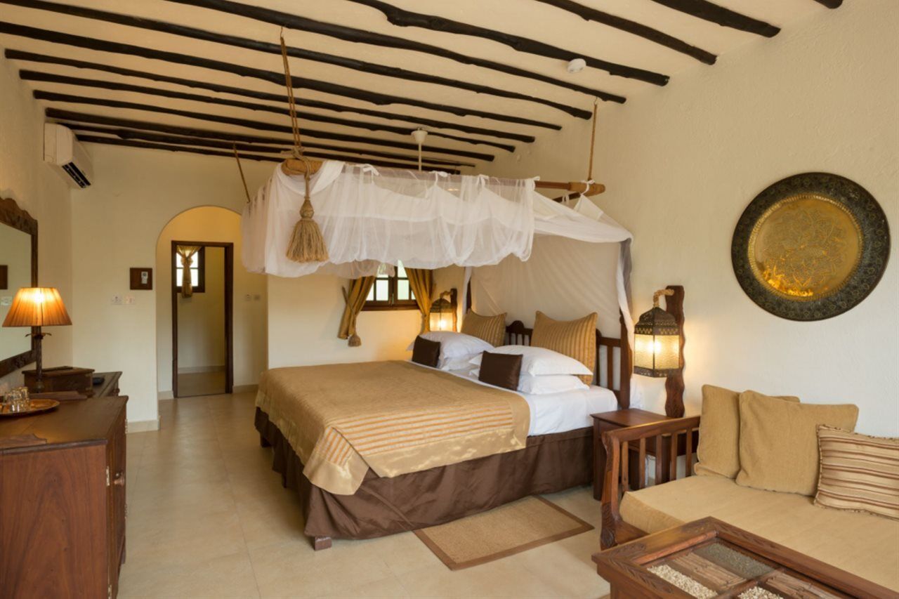 Breezes Beach Club And Spa Bwejuu Bagian luar foto